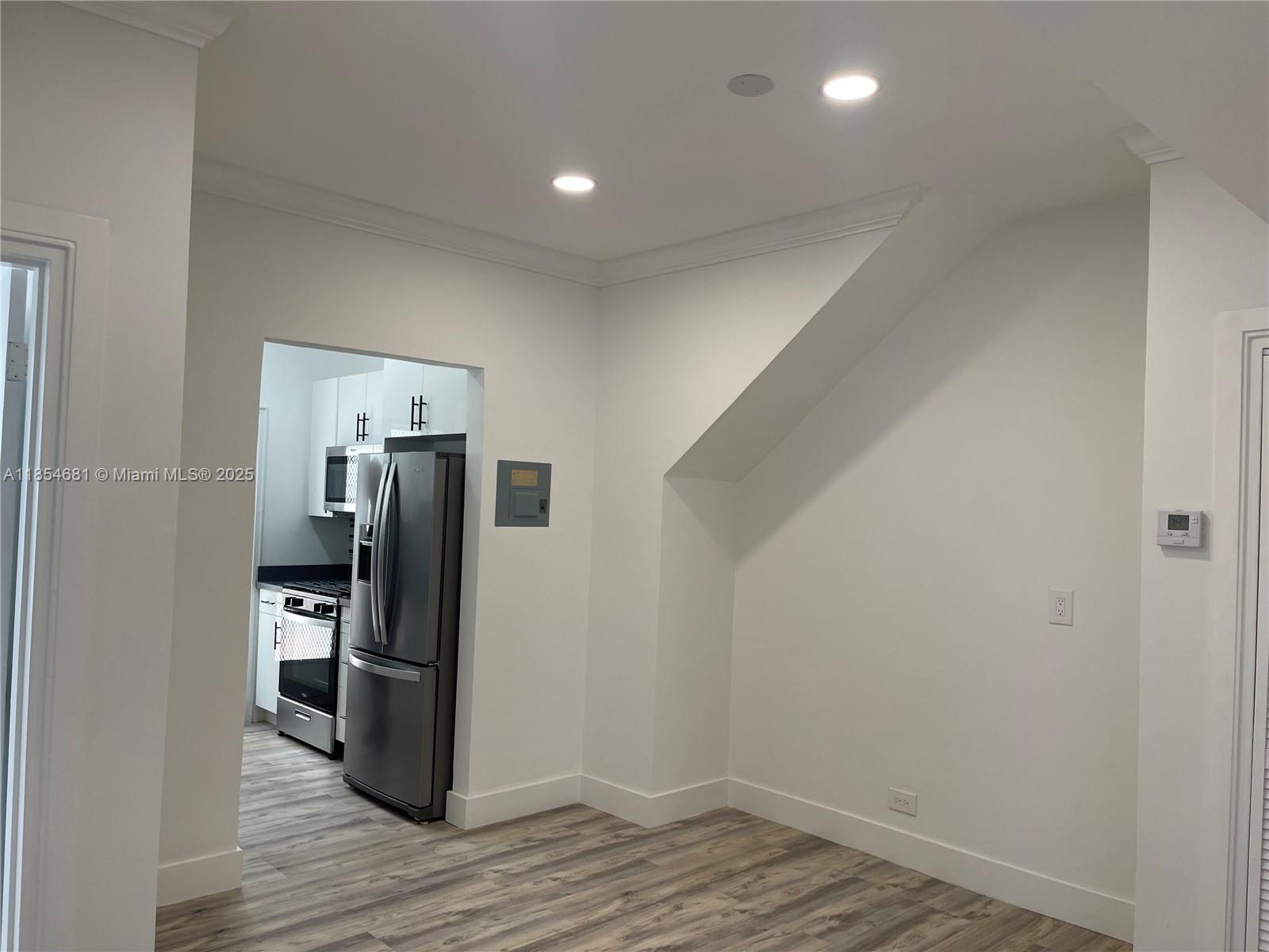 Property photo # 6