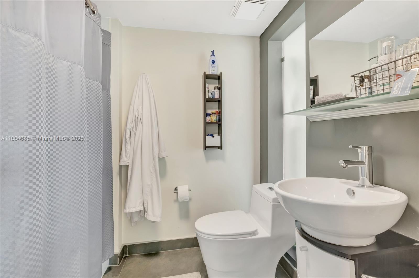 690 SW 1st Ct #1901, Miami FL 33130
