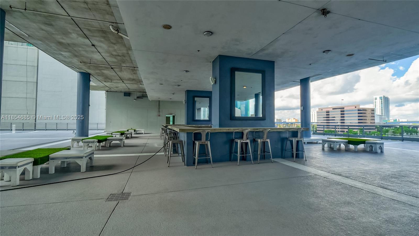 690 SW 1st Ct #1901, Miami FL 33130