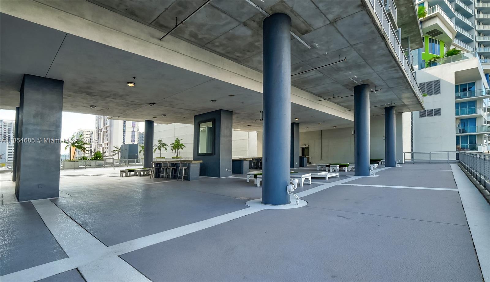 690 SW 1st Ct #1901, Miami FL 33130