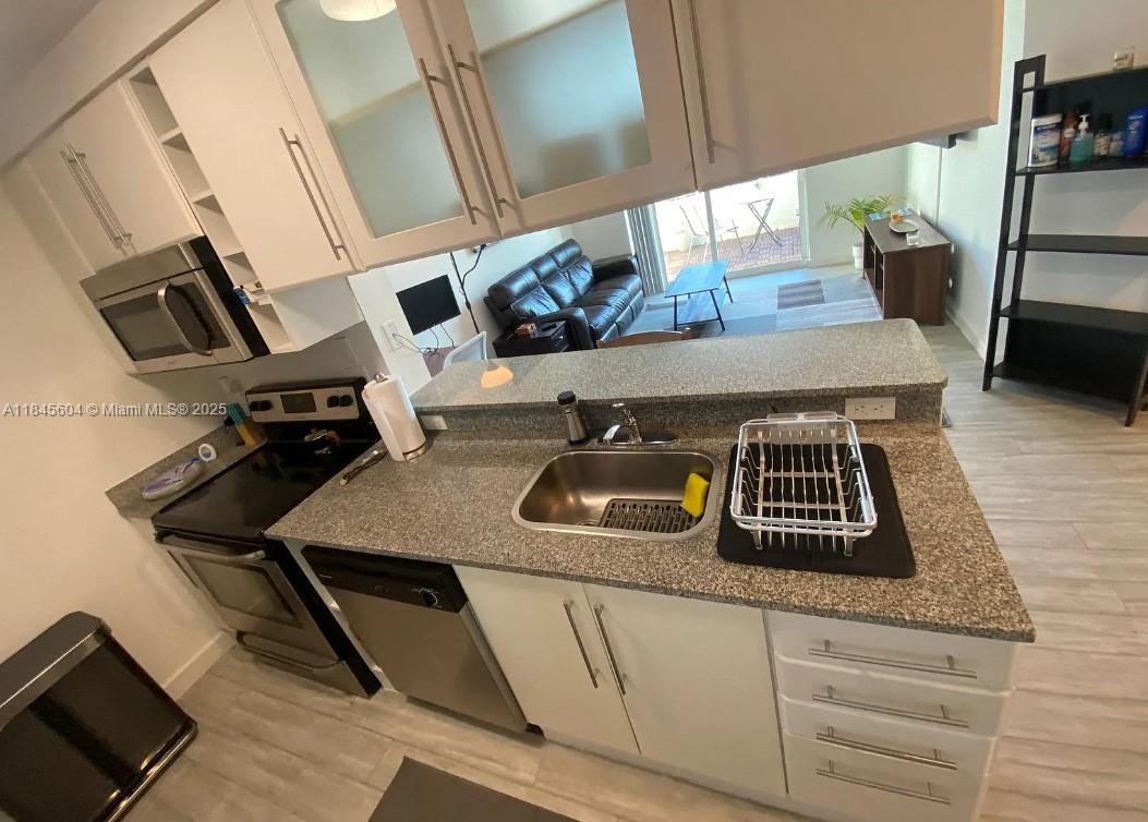 Property photo # 6