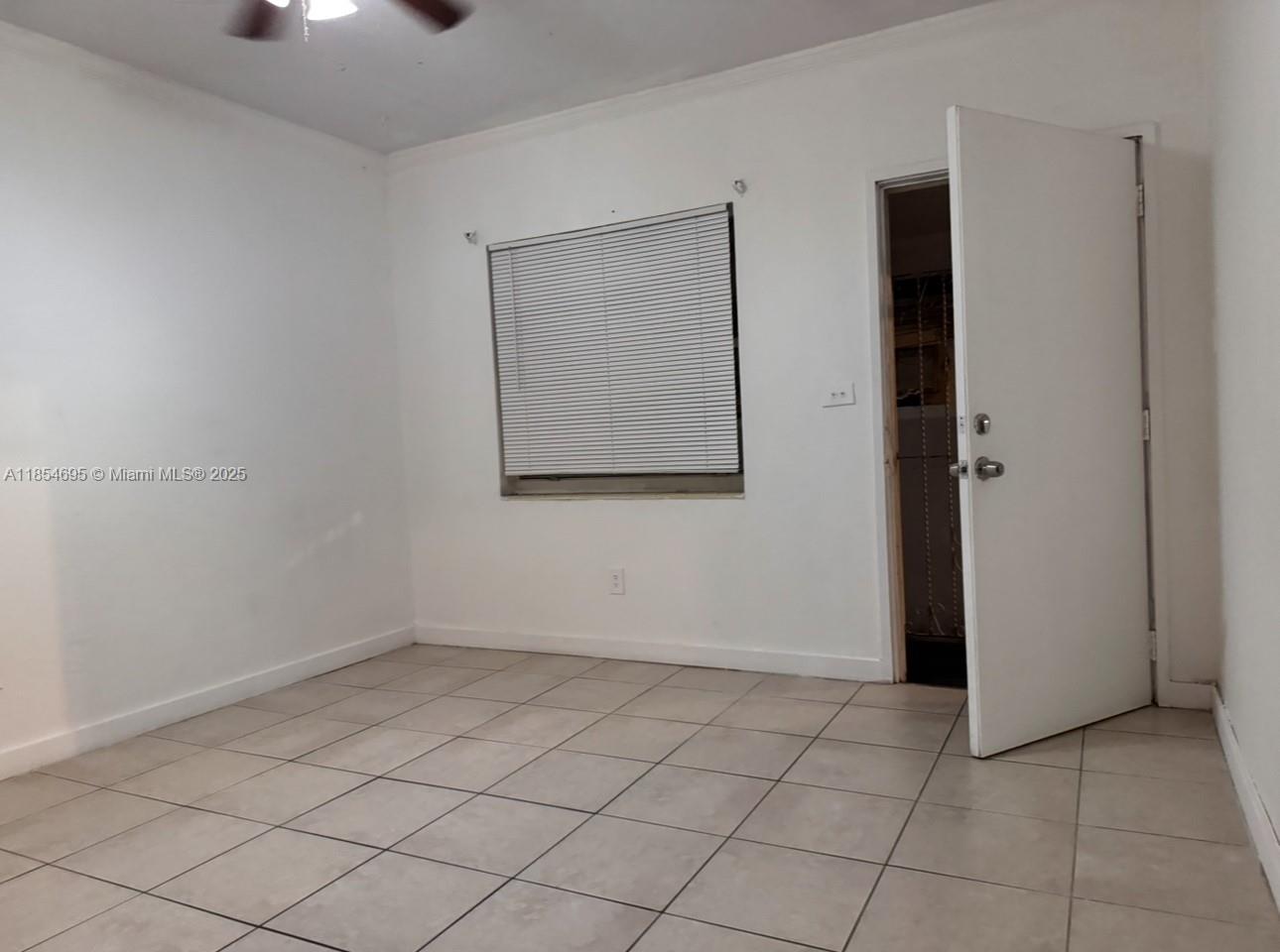 2410 NW 34th St 2
