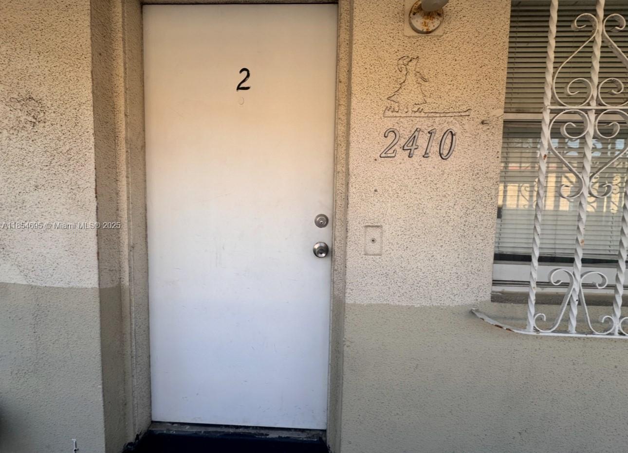 2410 NW 34th St 2