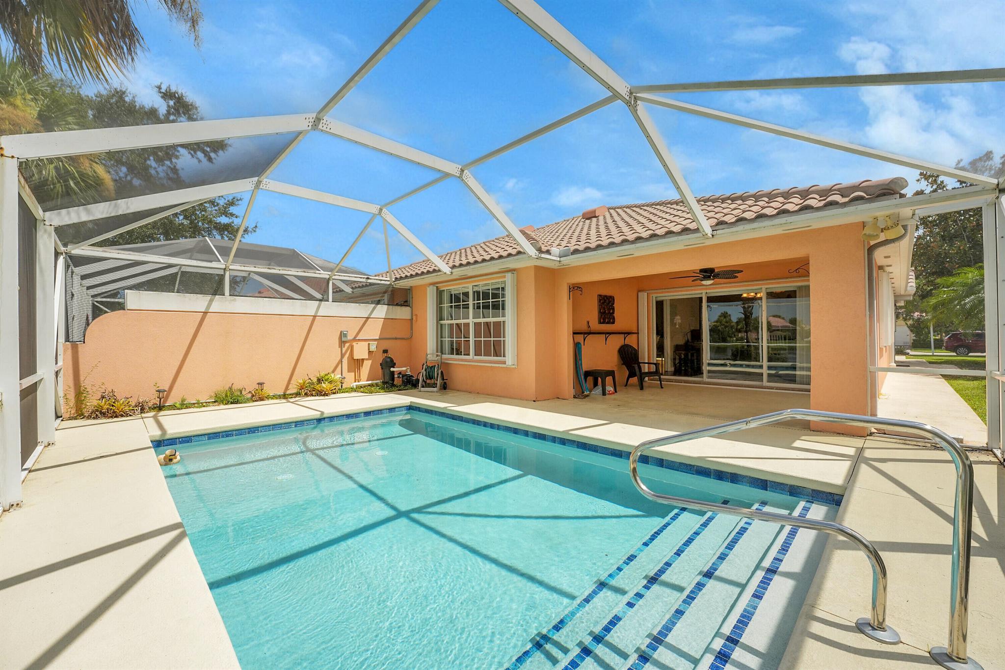 Homes for sale in Port St Lucie, FL | 12250 Sw Elsinore Dr, Port St Lucie, FL 34987 | MLS# R11113814