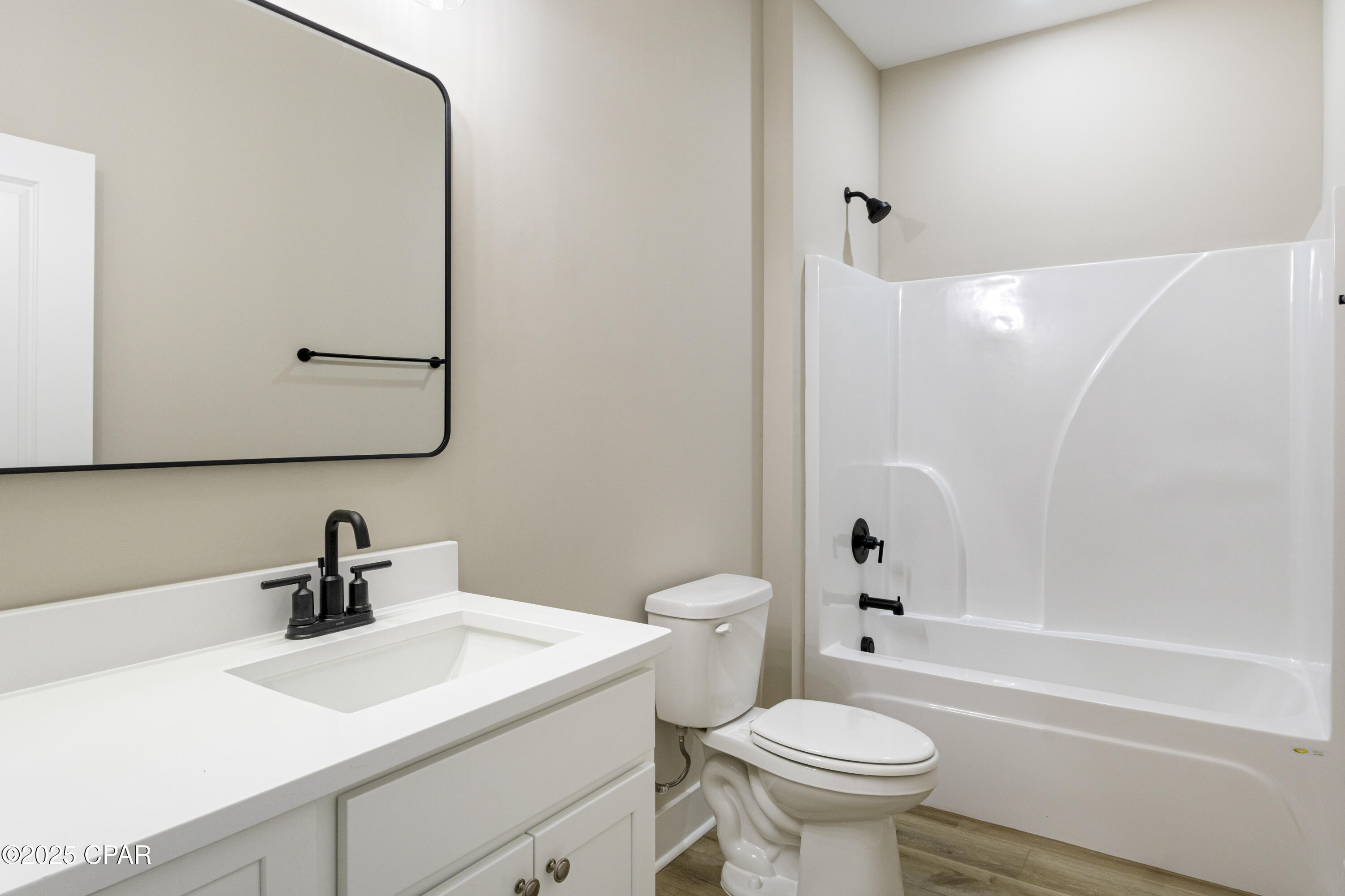 Gih2nxc9a0mqri4r_tzkxw A2vzx3wdeon_7dpleqbq