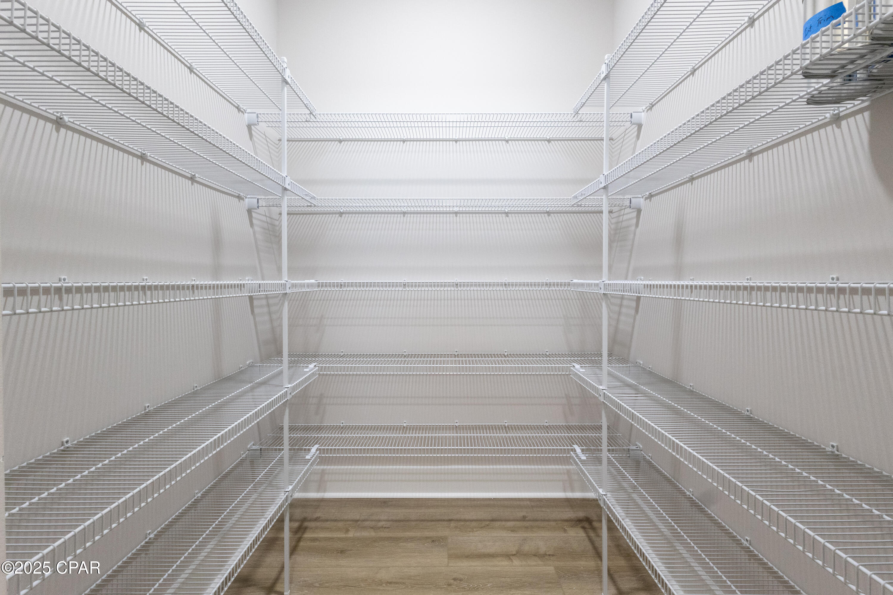 R1h0xlgh9k0zddsrc1hyqtmv4gvjrbfjisnw_pfwgak