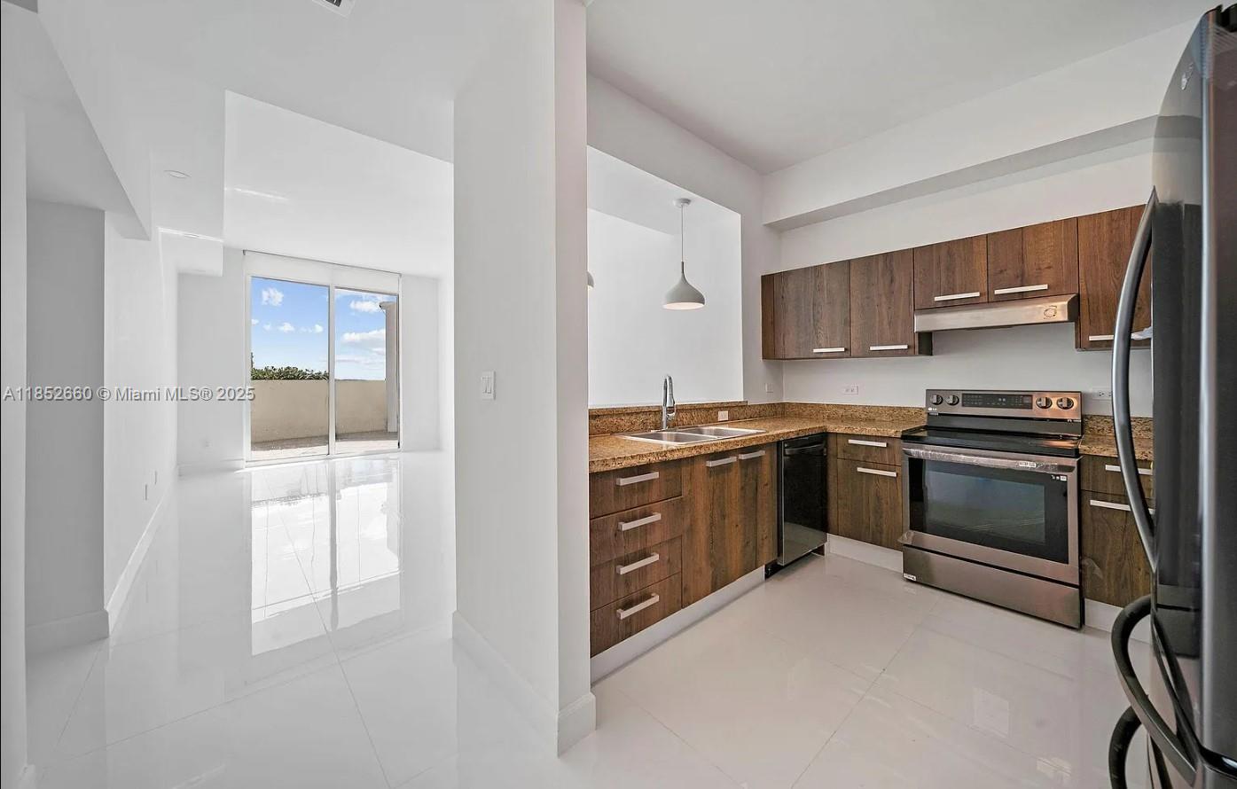 Property photo # 6
