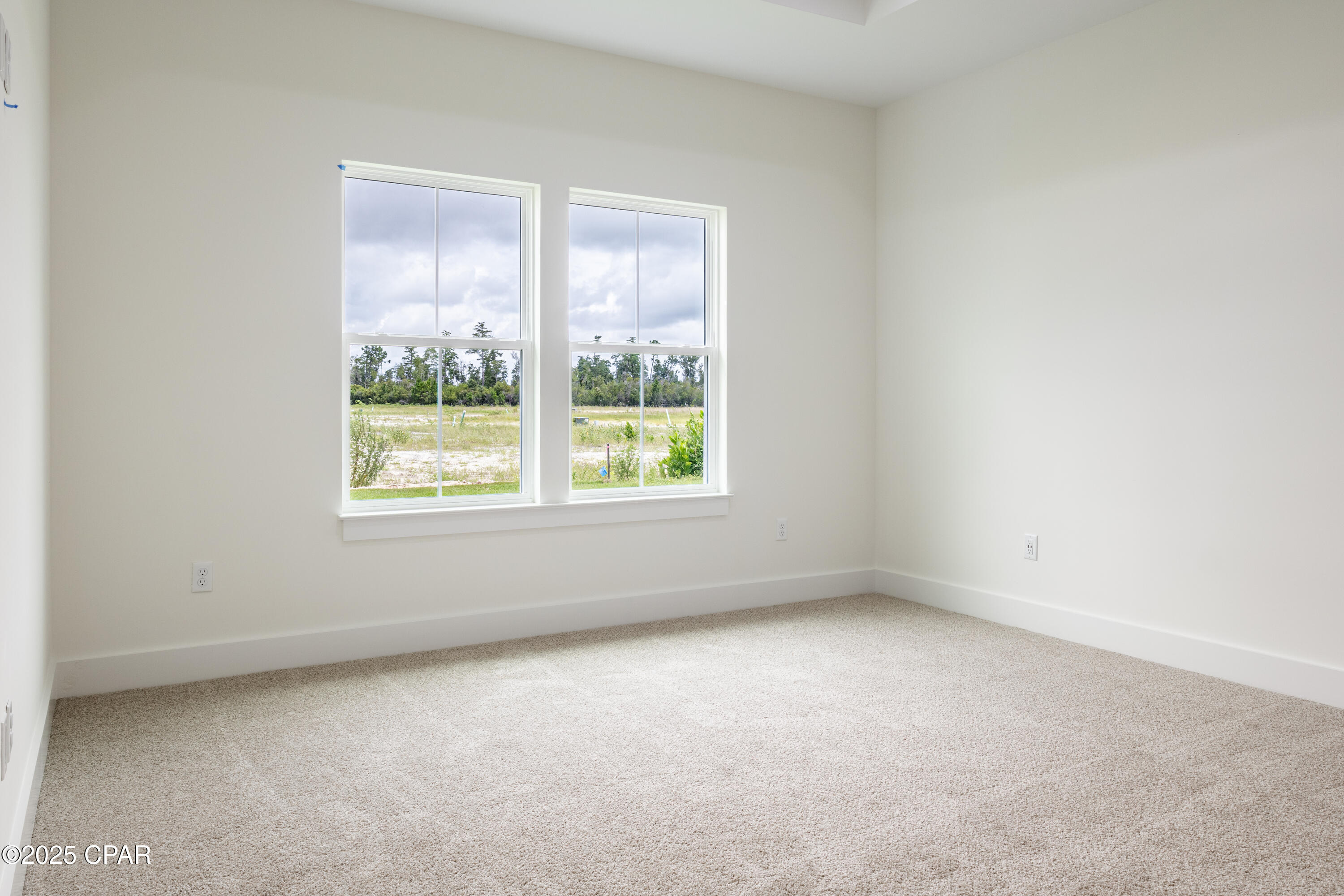 Image 11 For 3825 Red Deer Circle