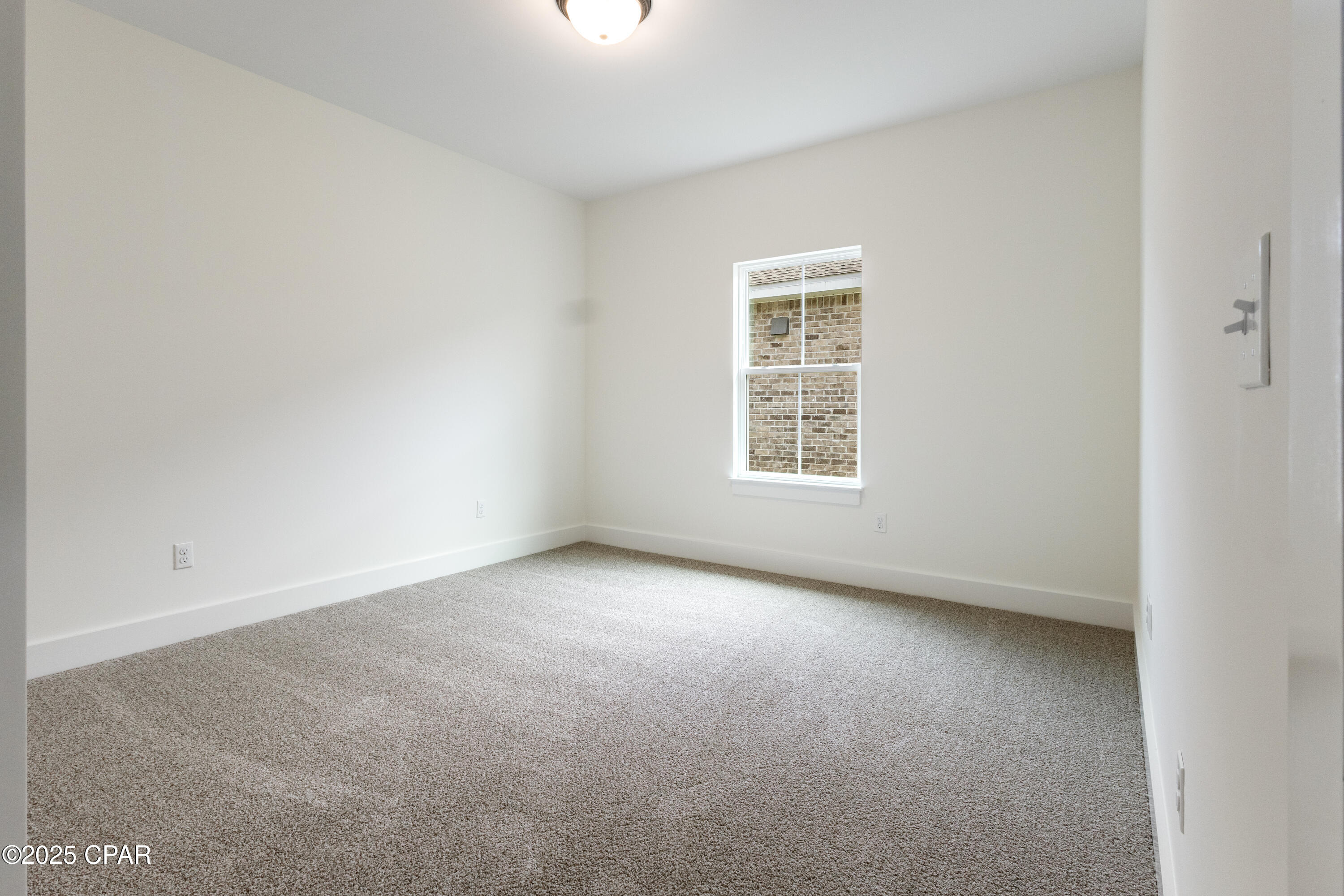 Image 16 For 3825 Red Deer Circle