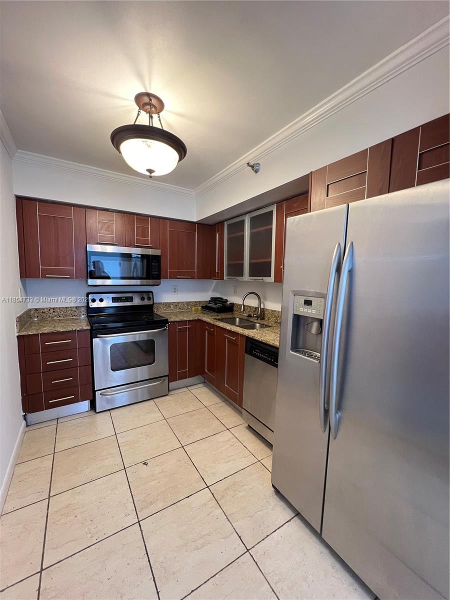Property photo # 4