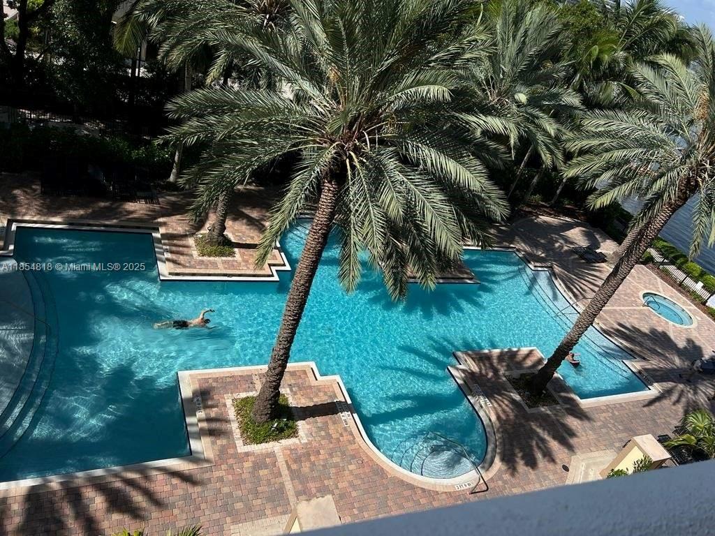 Property photo # 9