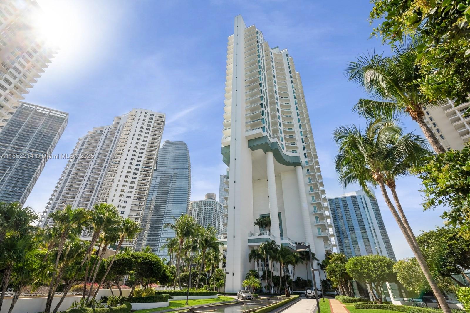 900 Brickell Key Blvd #1702, Miami FL 33131