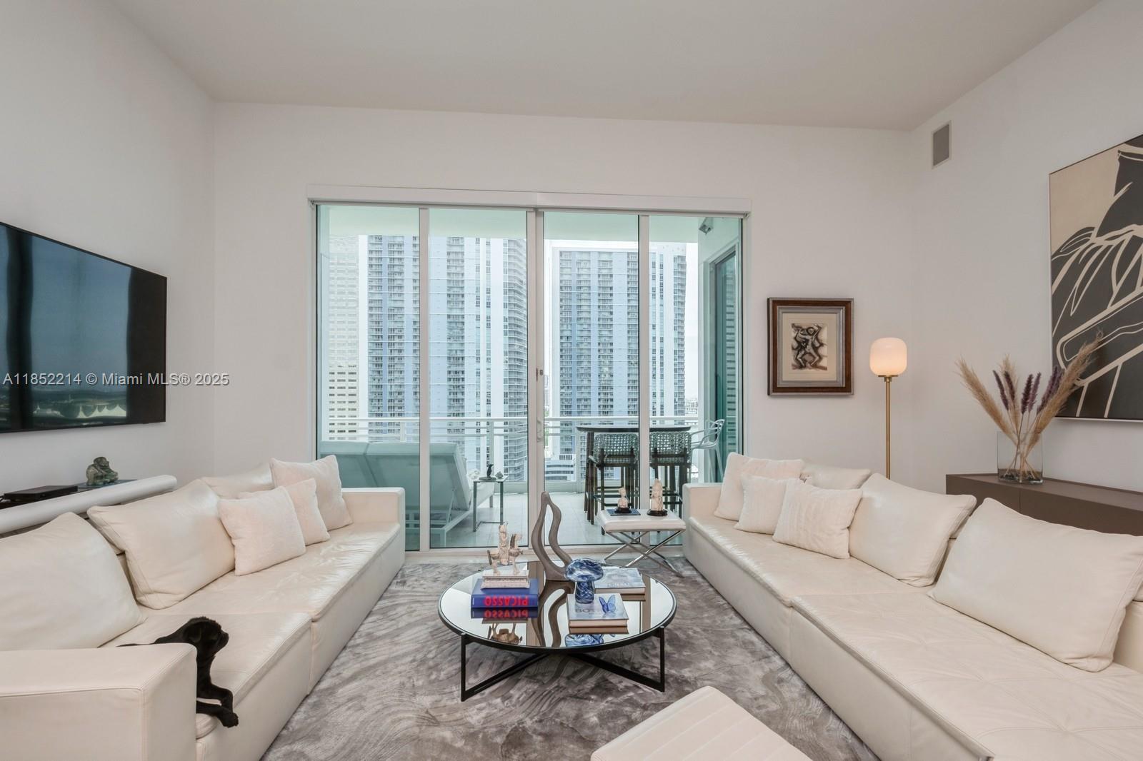 900 Brickell Key Blvd #1702, Miami FL 33131