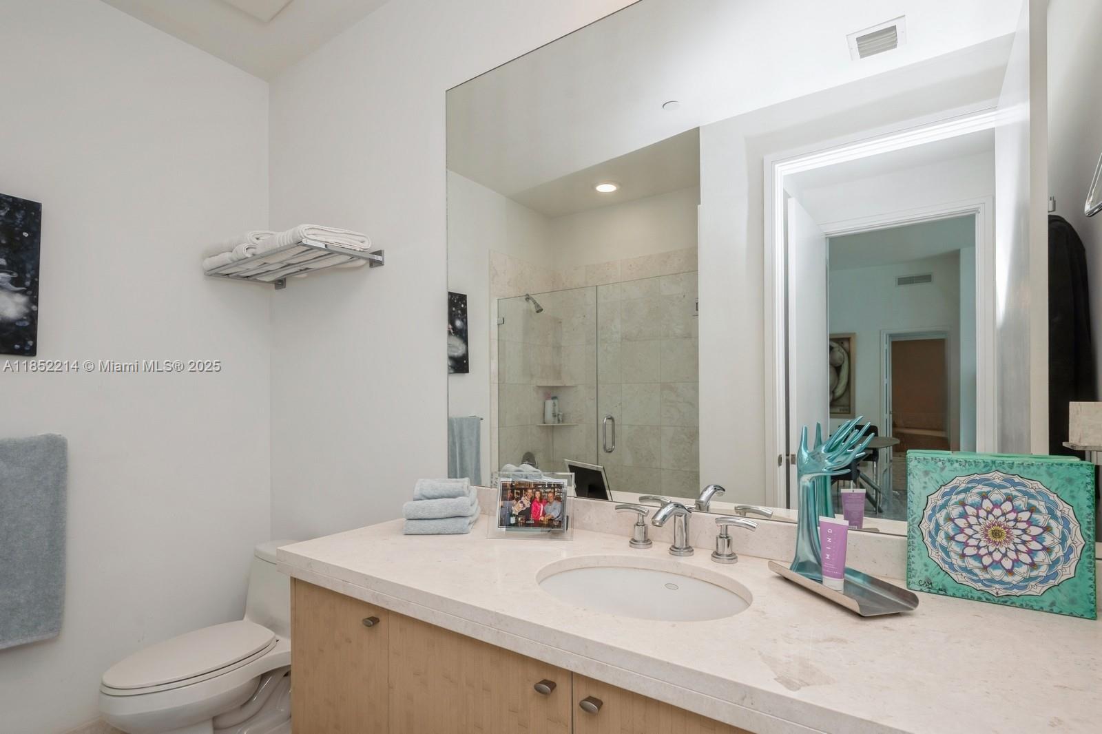 900 Brickell Key Blvd #1702, Miami FL 33131