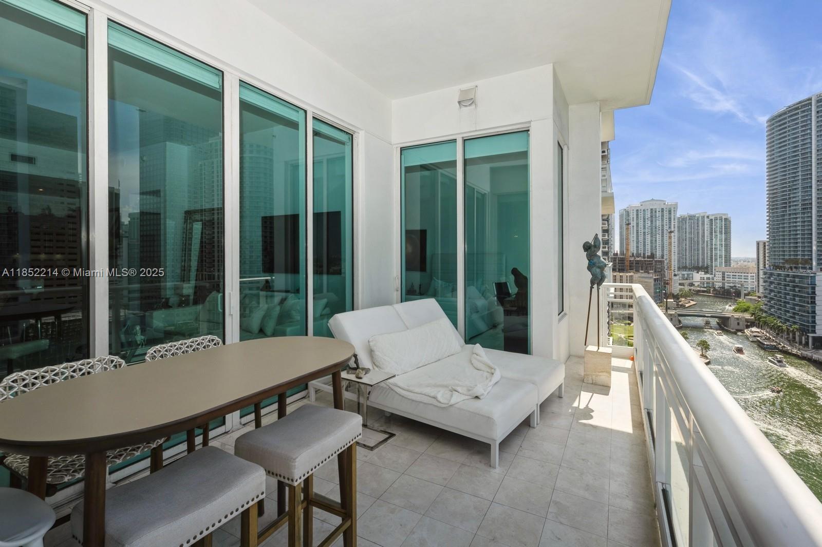 900 Brickell Key Blvd #1702, Miami FL 33131
