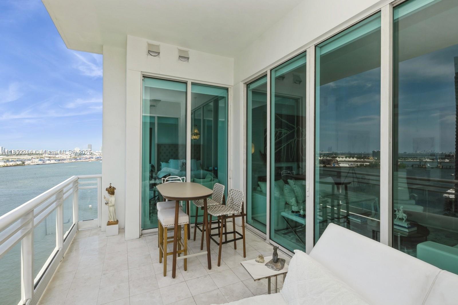 900 Brickell Key Blvd #1702, Miami FL 33131