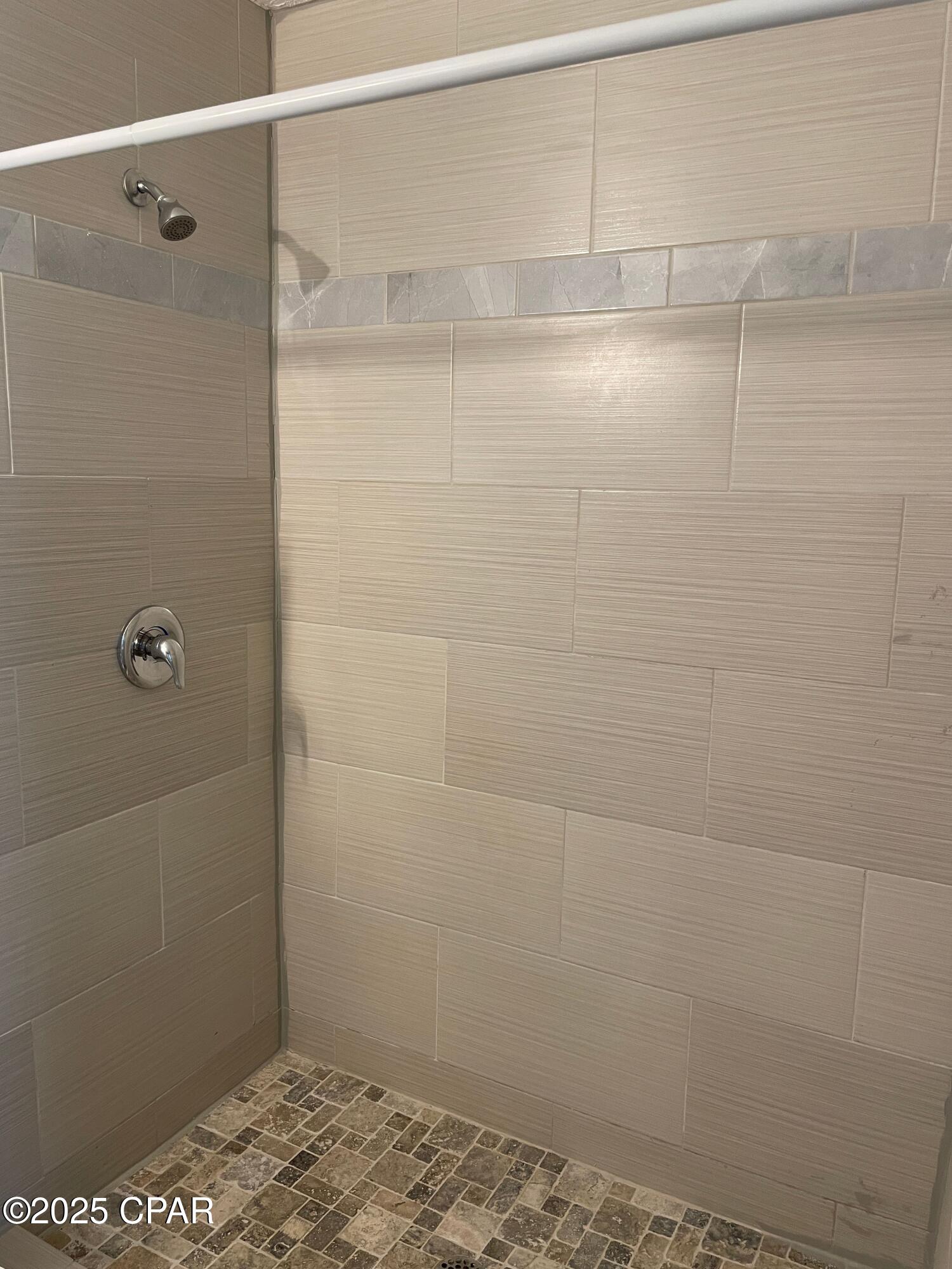 Image 8 For 400 19th Street C3