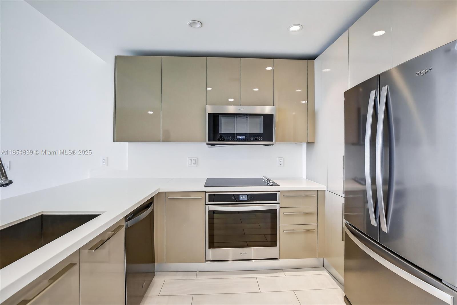 Property photo # 6
