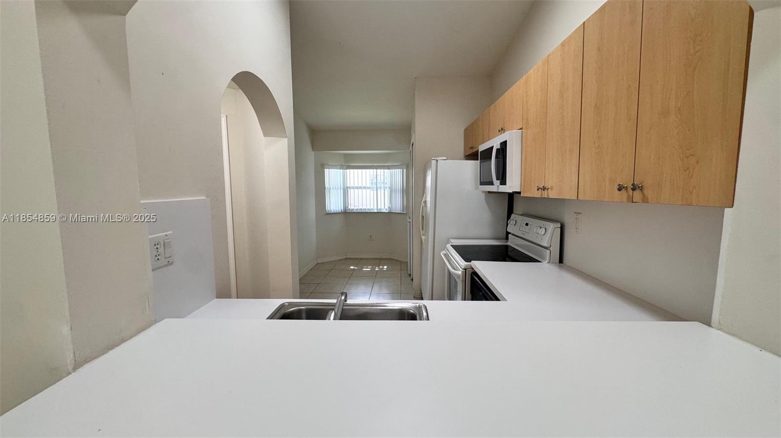 Property photo # 8