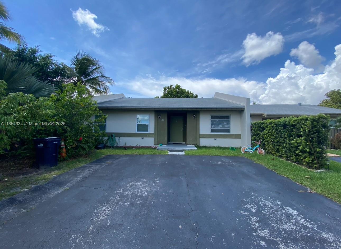 11604 SW 124th Ct 1