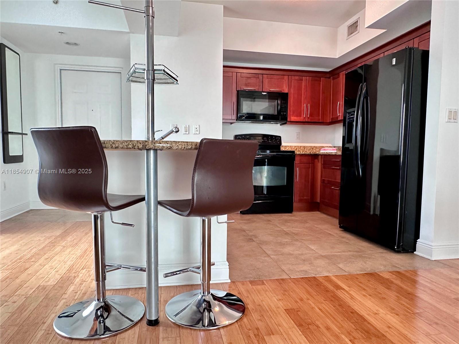 Property photo # 6
