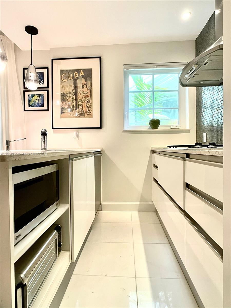 Property photo # 4