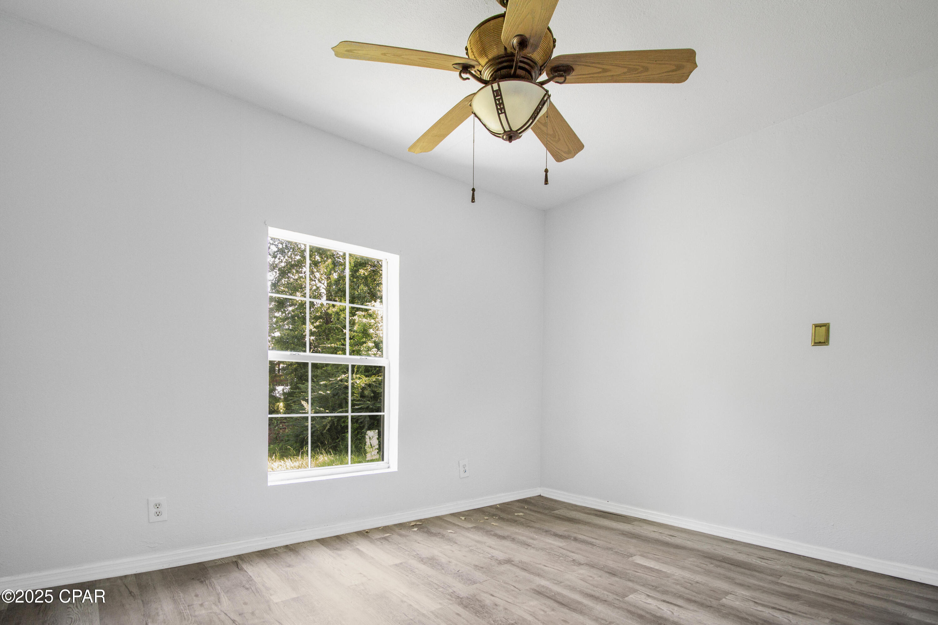 Image 16 For 16590 Gaskin Street