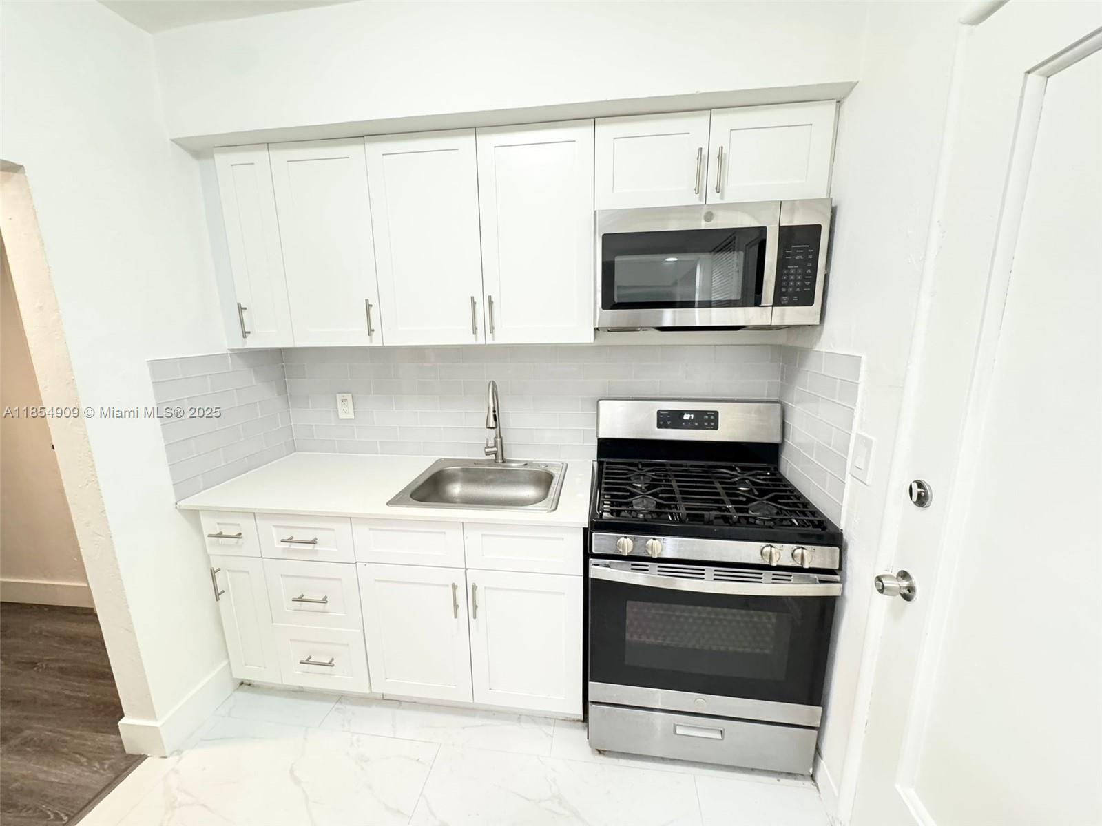 Property photo # 9