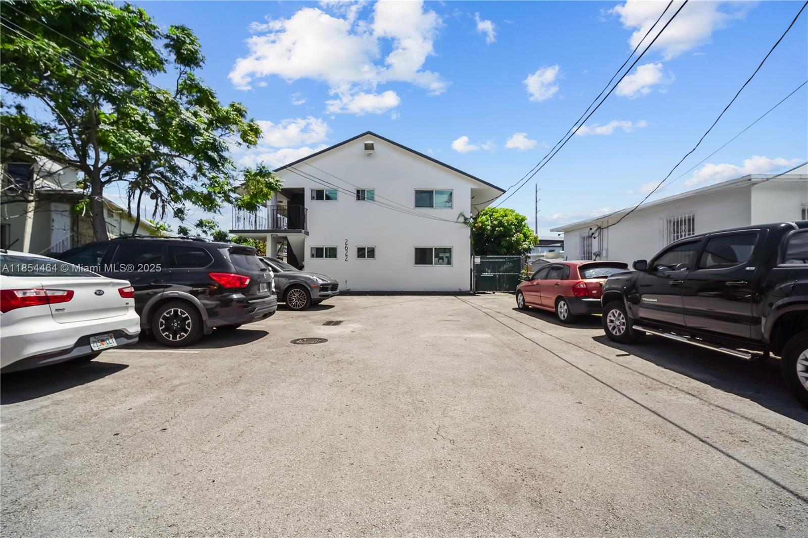 Property photo # 0