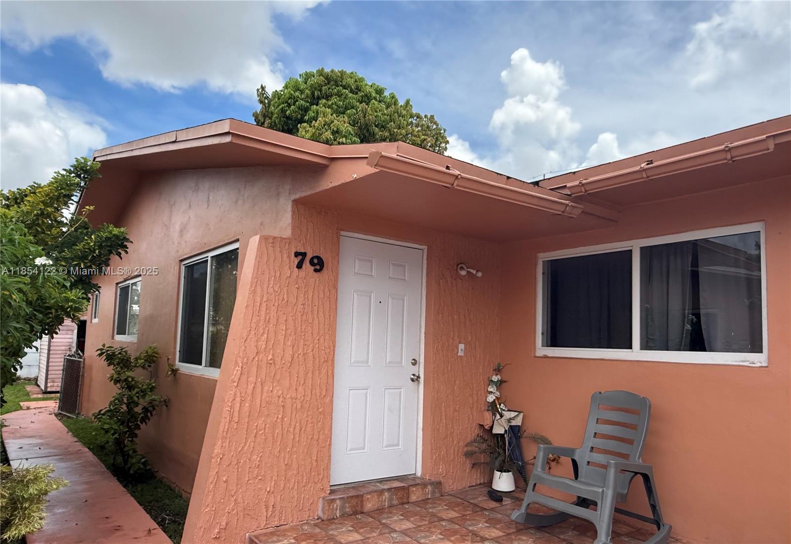 Property photo # 0