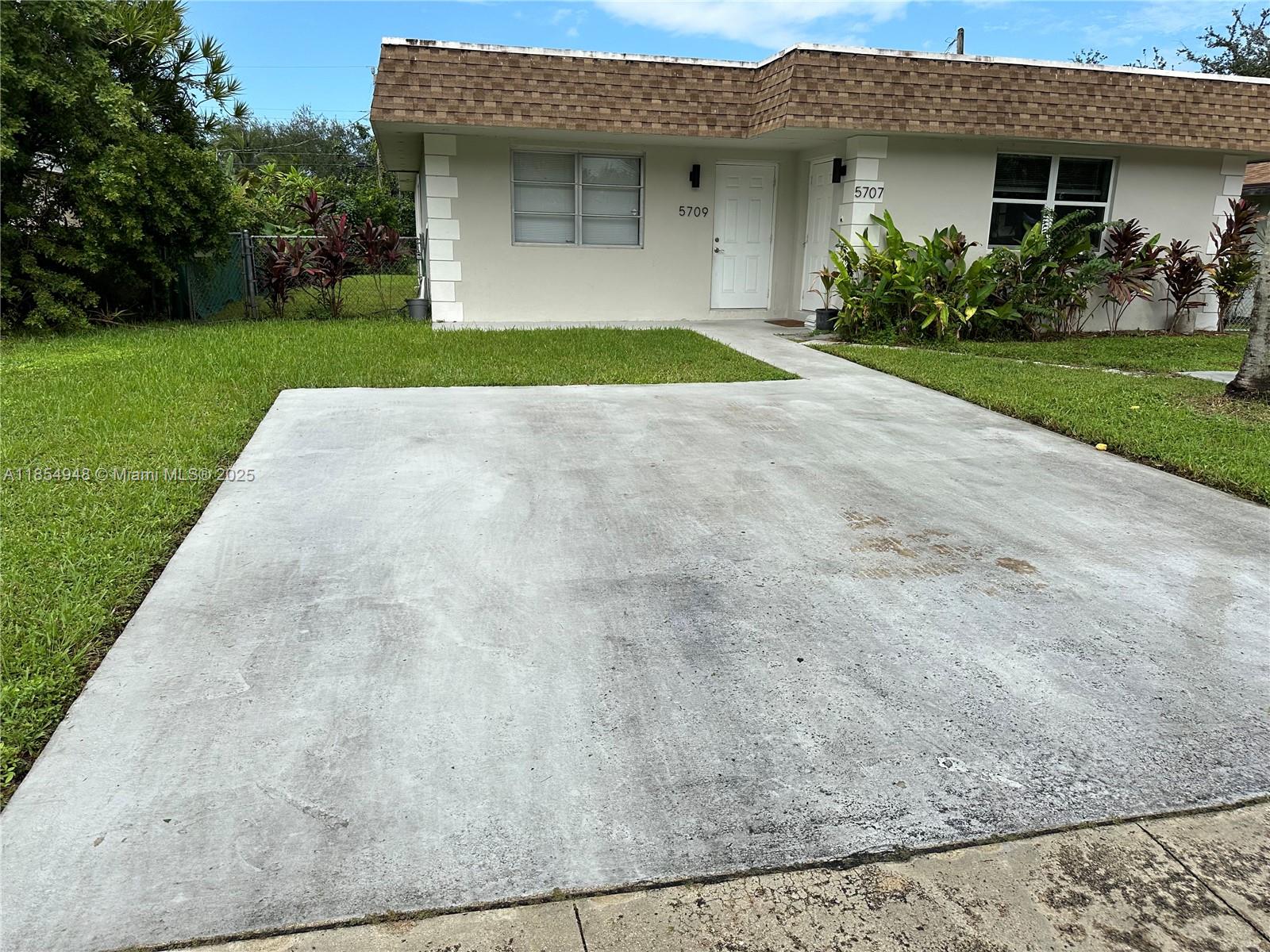 Property photo # 0
