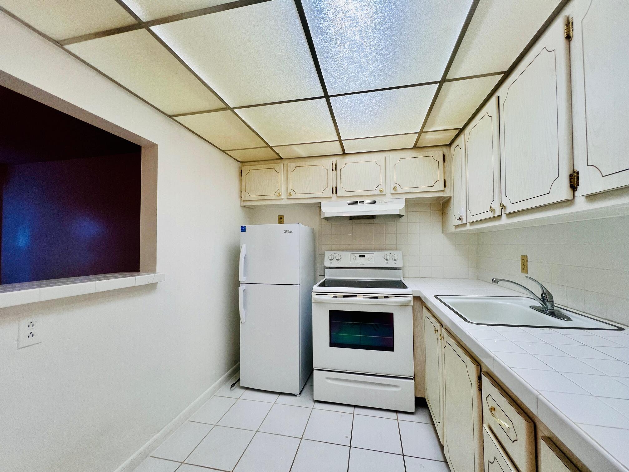 Homes for sale in West Palm Beach, FL | 270 Sheffield L, West Palm Beach, FL 33417 | MLS# R11113897