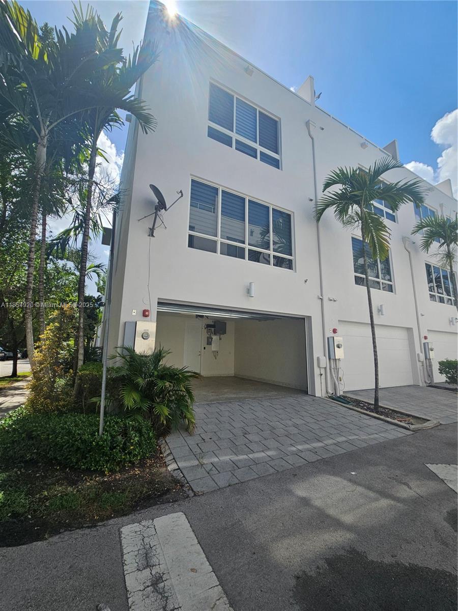Property photo # 3