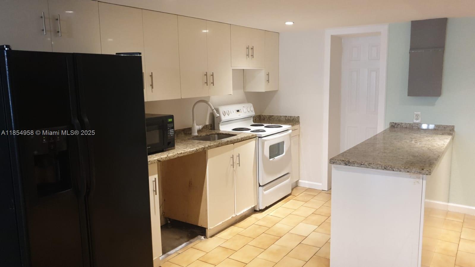 Property photo # 0