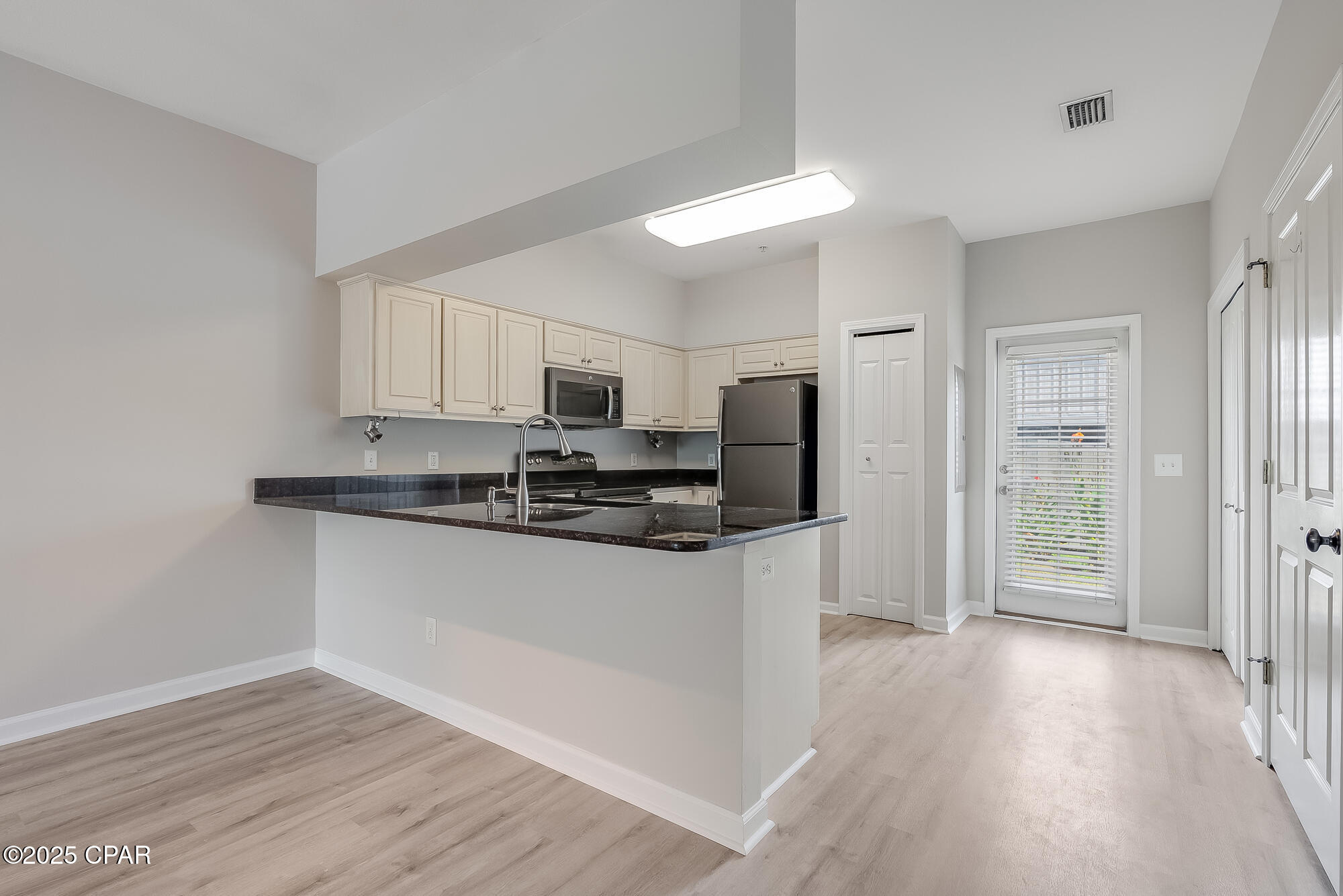 Image 16 For 8222 Annabellas Lane