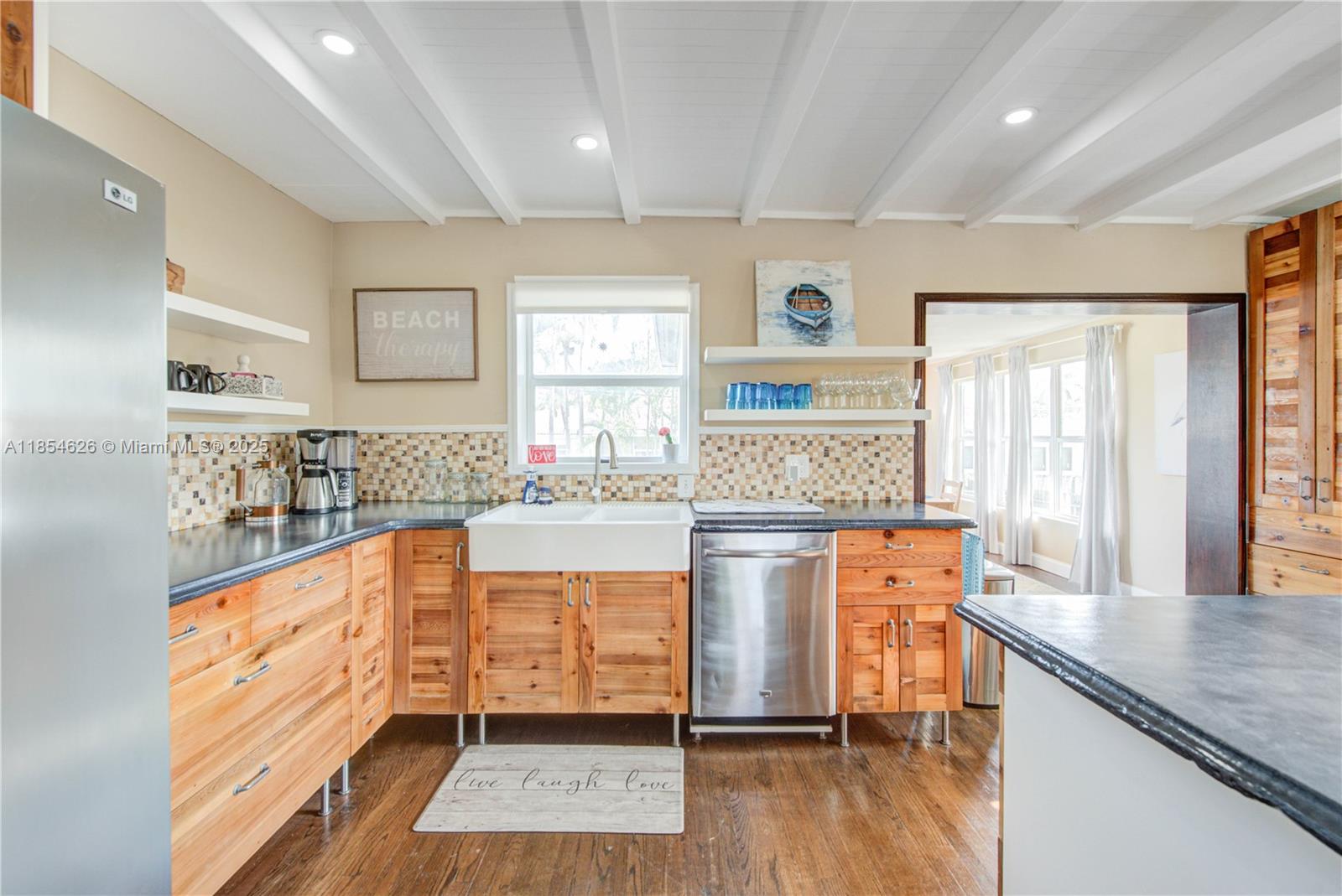 Property photo # 2
