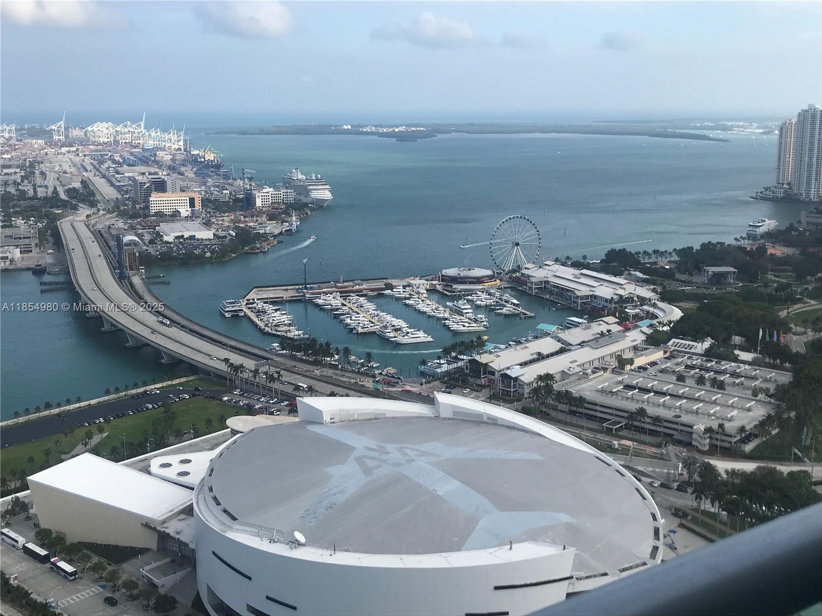 Miami FL 33132 - A11854980