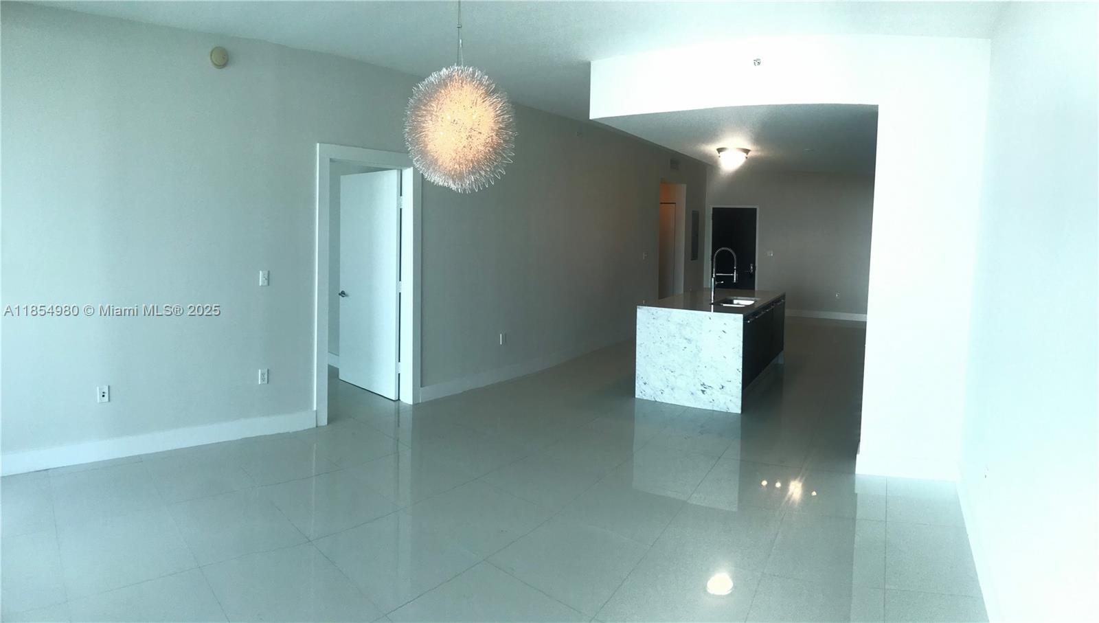Miami FL 33132 - A11854980
