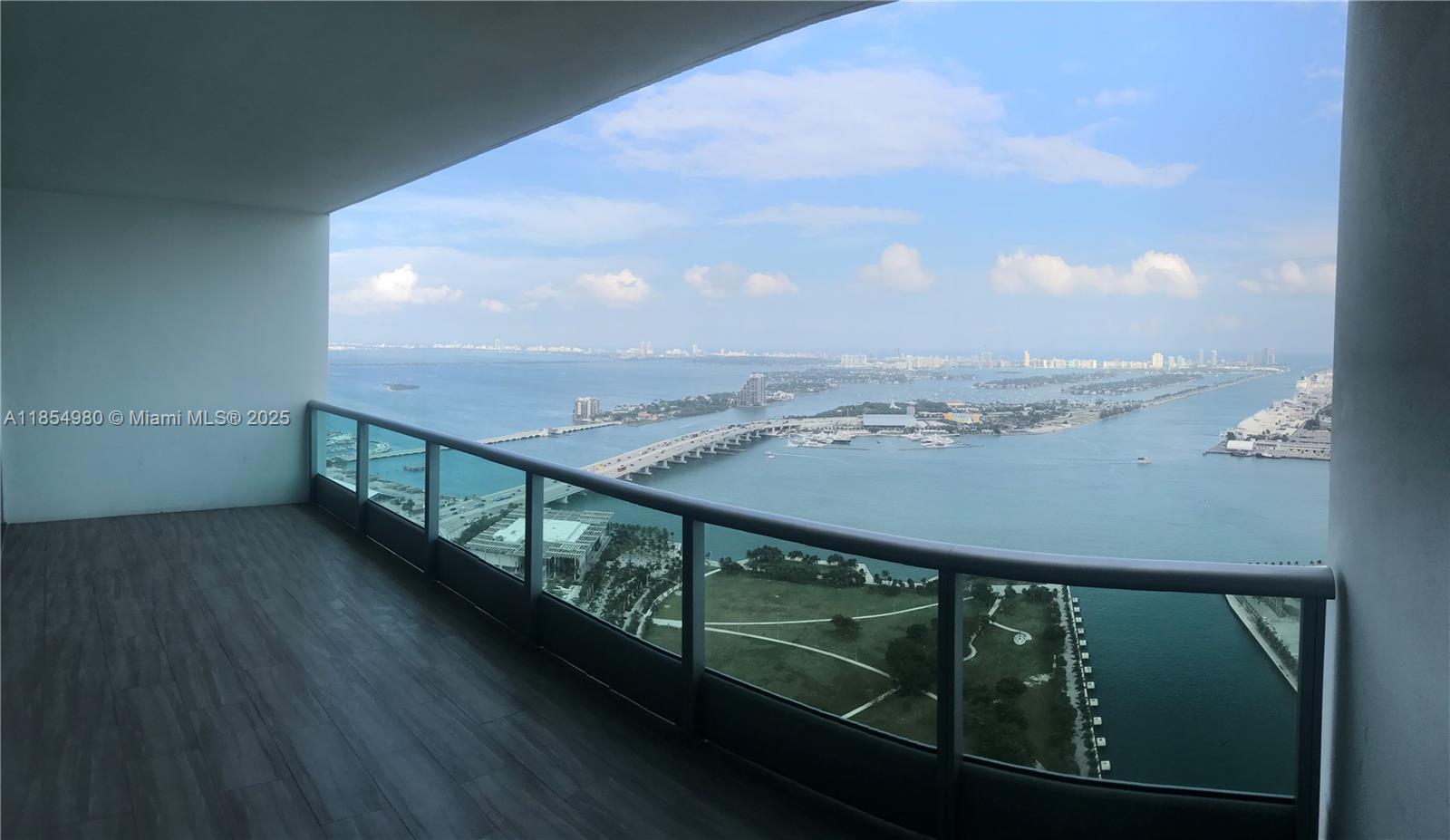 Miami FL 33132 - A11854980