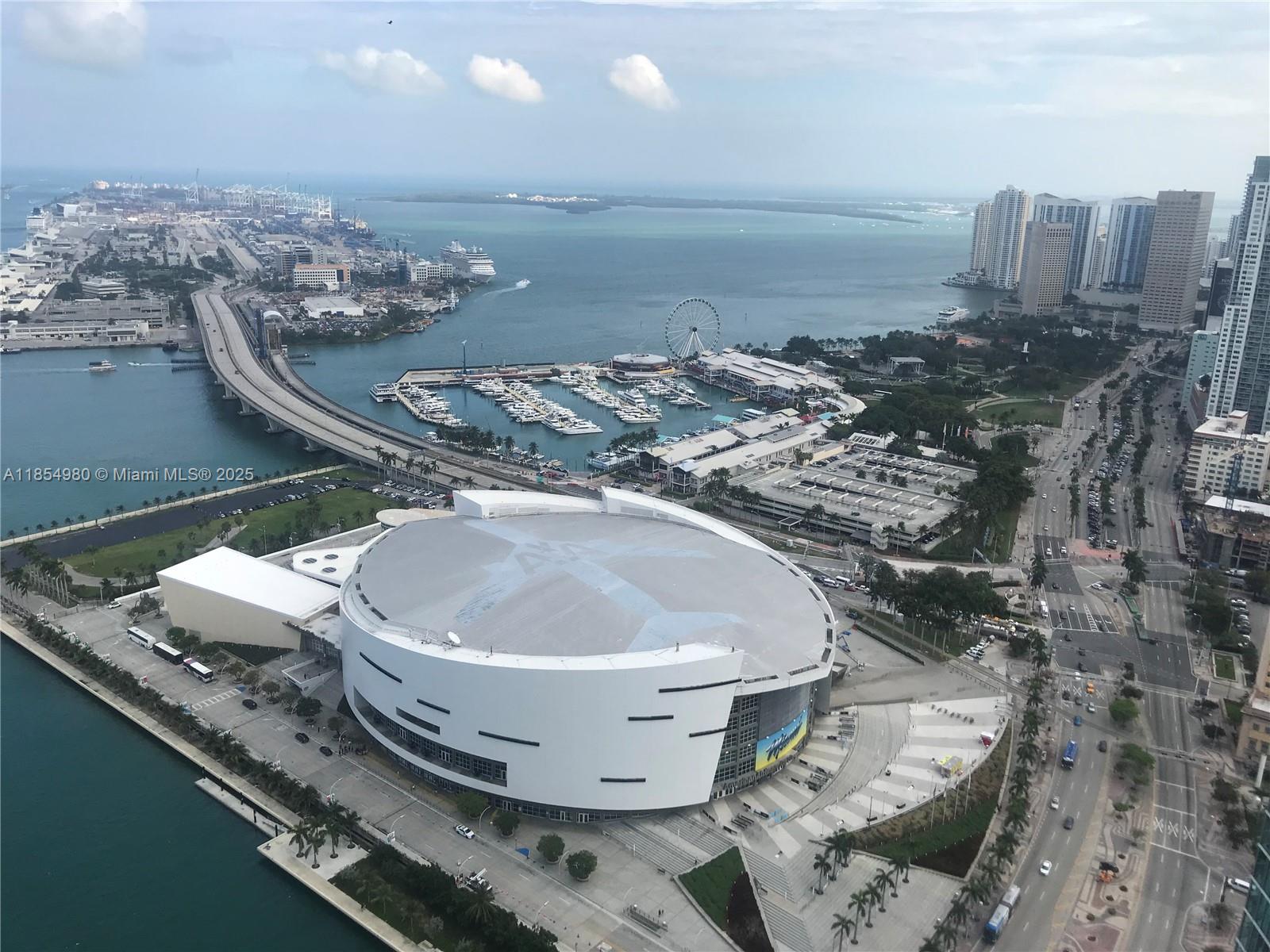 Miami FL 33132 - A11854980