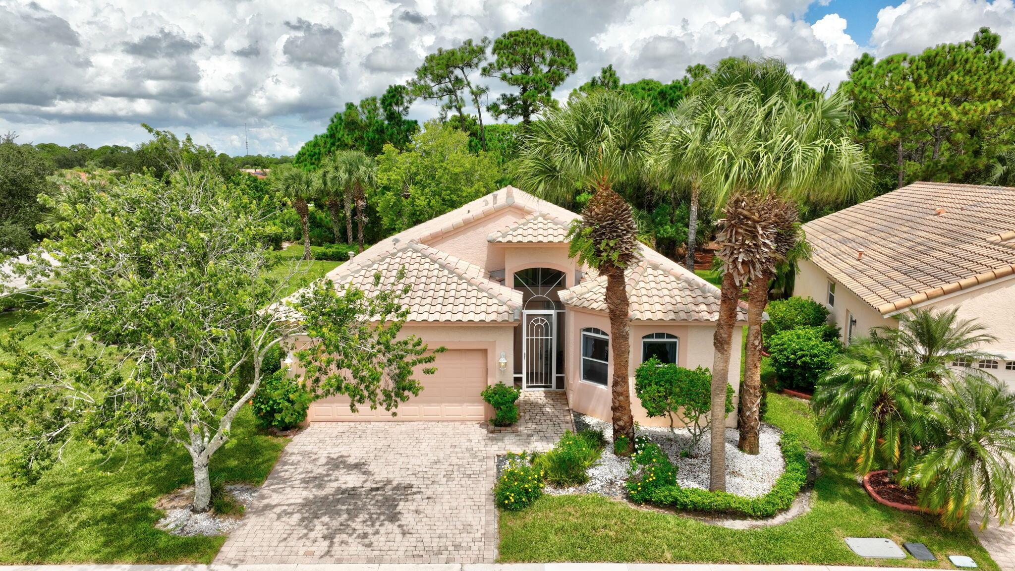 Homes for sale in Port St Lucie, FL | 188 Nw Lawton Road, Port St Lucie, FL 34986 | MLS# R11113928