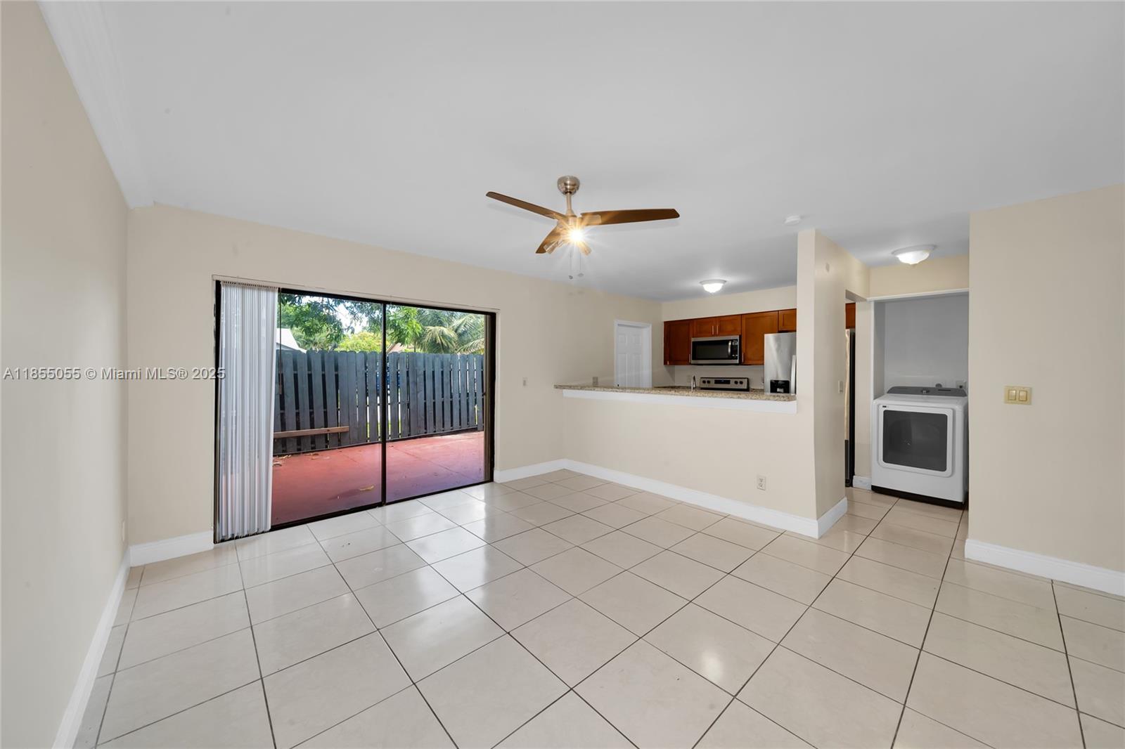 Property photo # 9