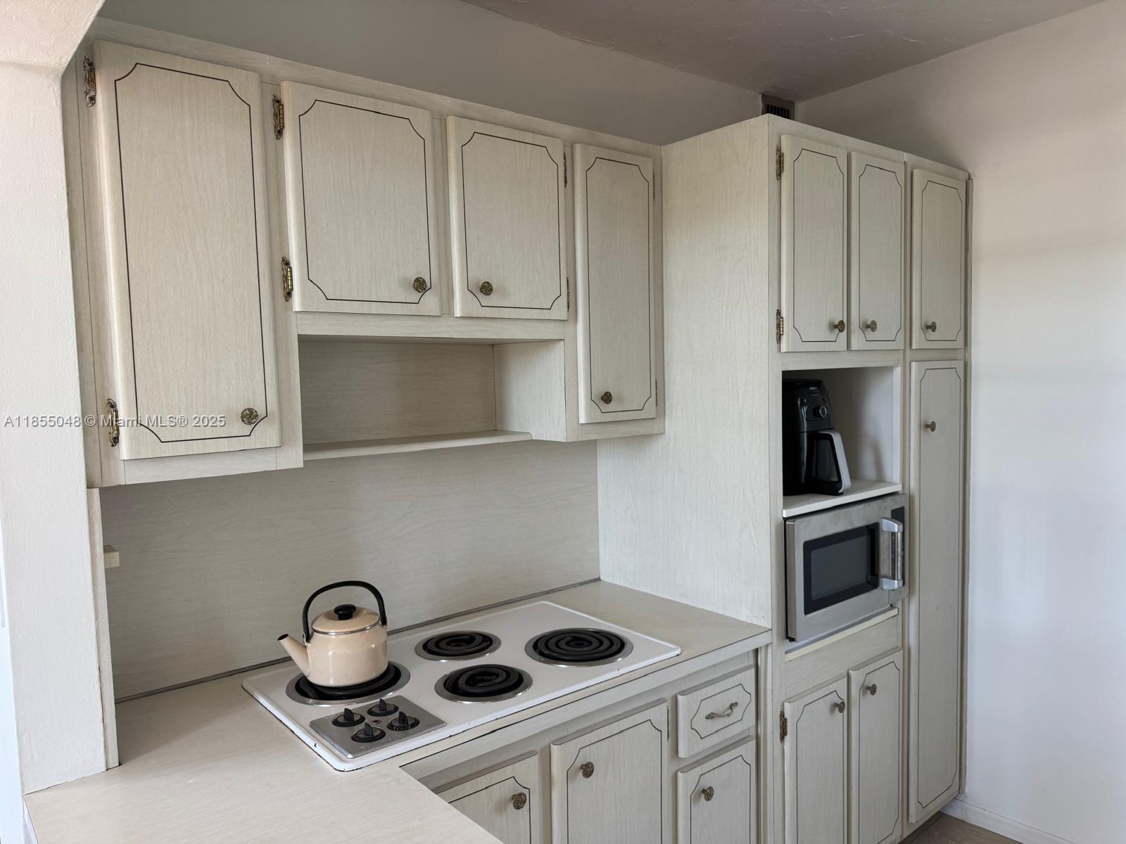 Property photo # 6