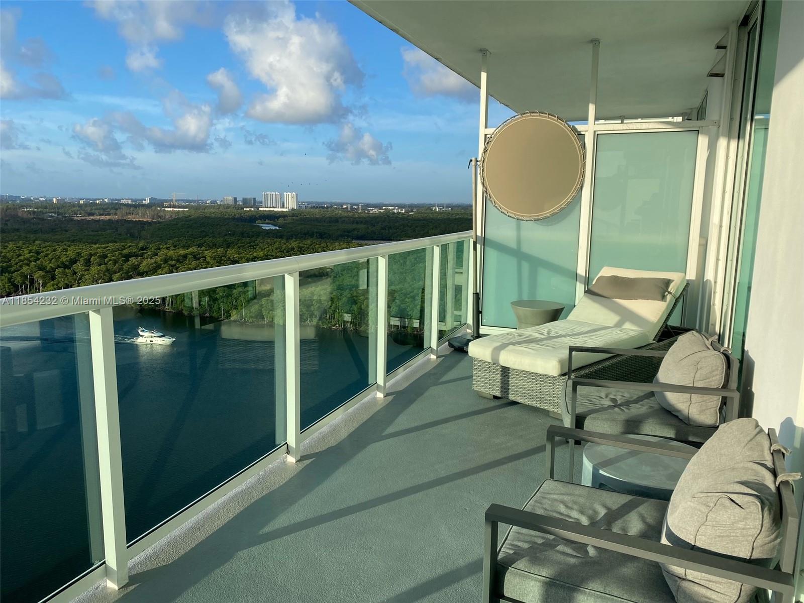 400 Sunny Isles Condo Wes