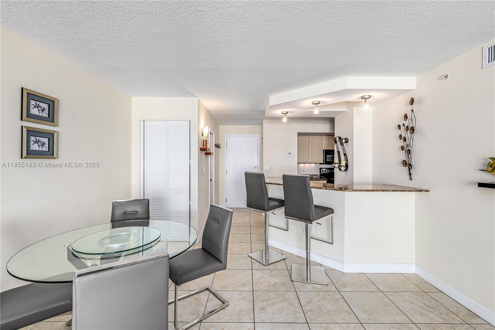 Property photo # 6