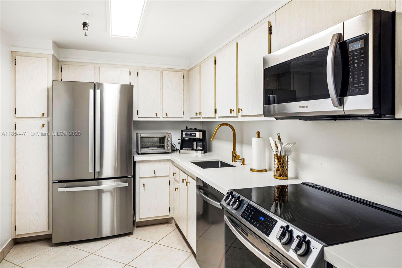 Property photo # 5