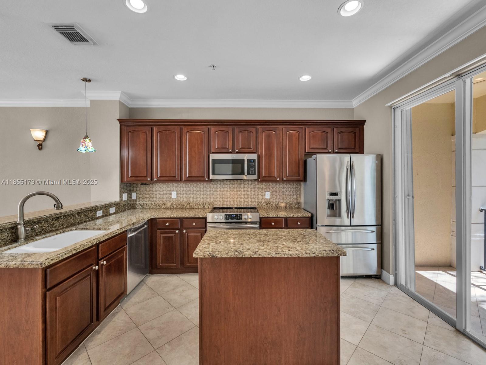 Property photo # 7