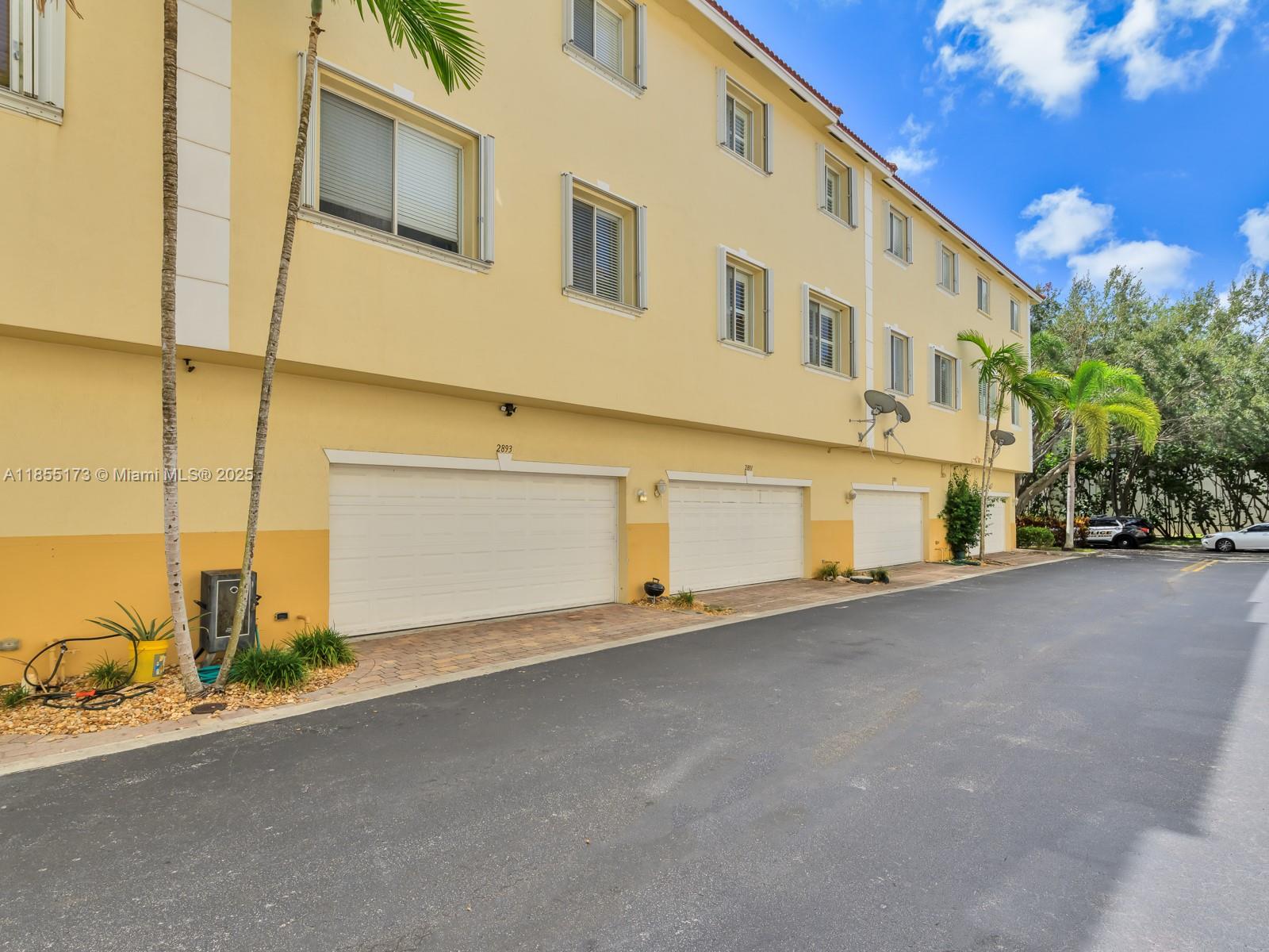 Property photo # 3