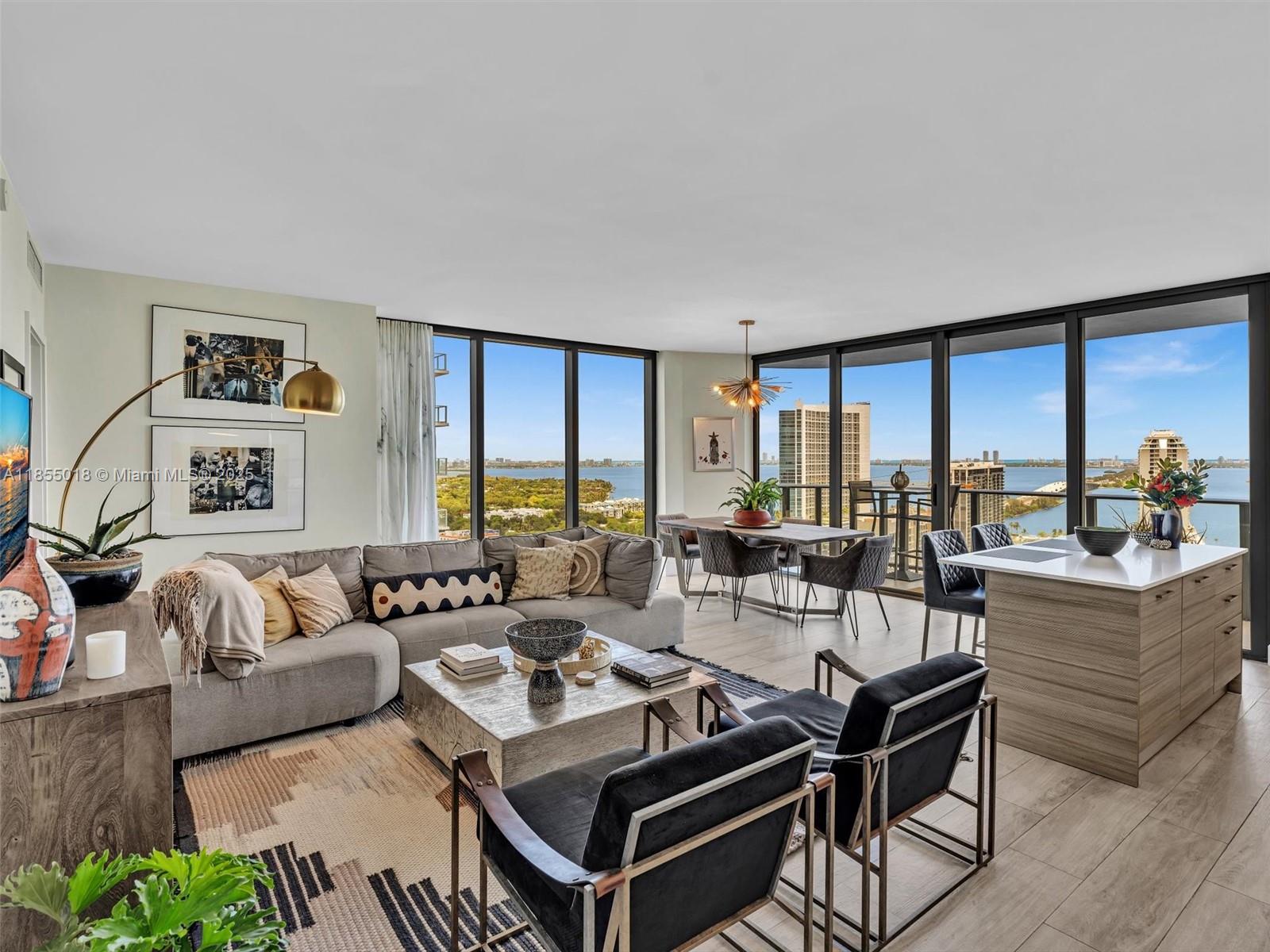 Apartamento para Alugar em Miami, FL
