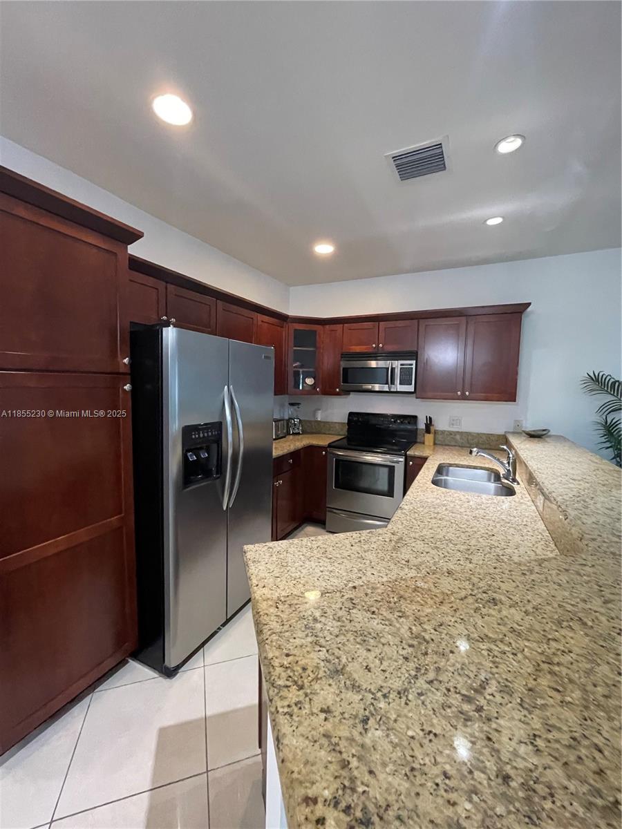 Property photo # 7